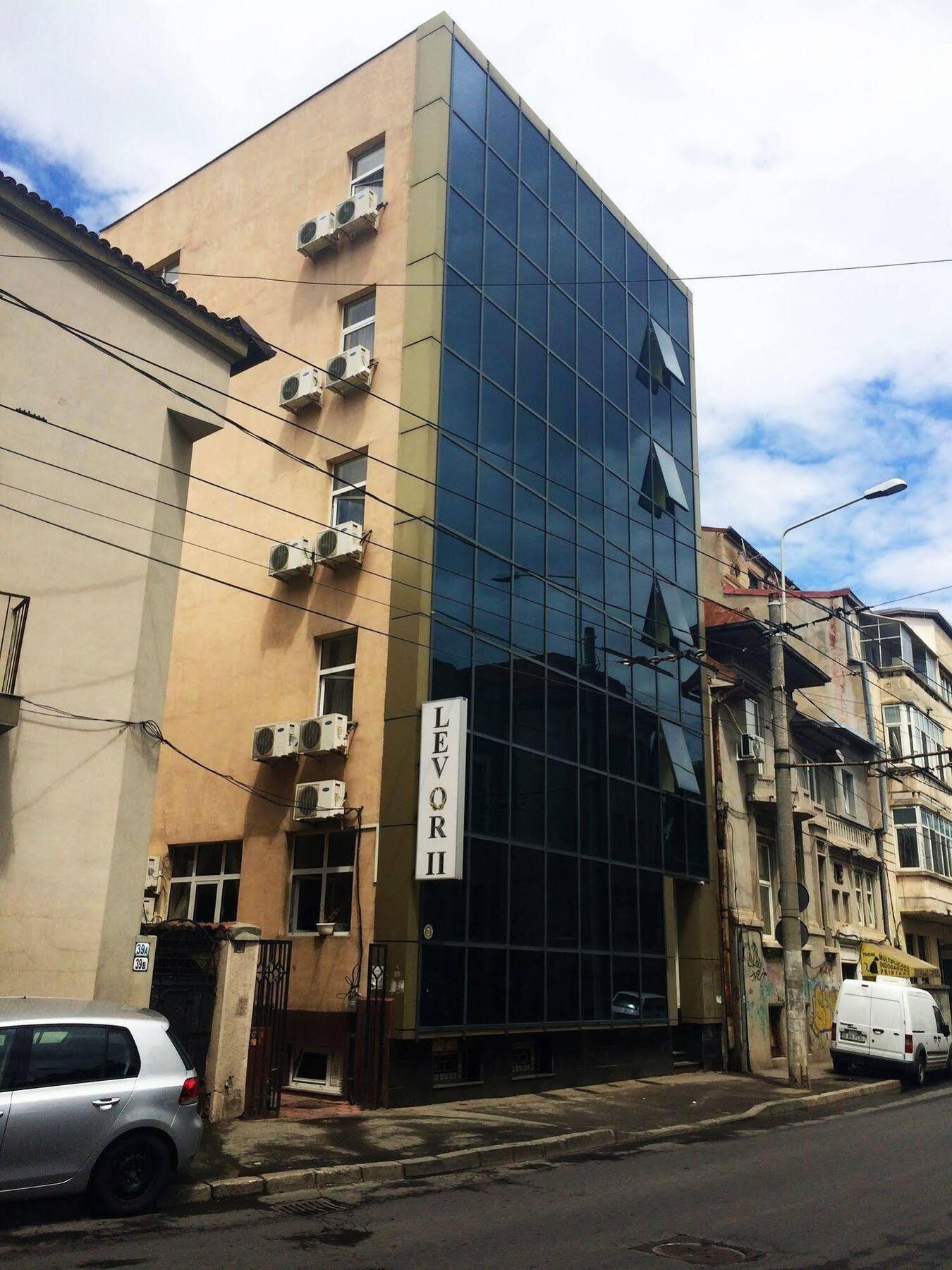 Kosher Hotel Lev Or Bucharest Exterior photo